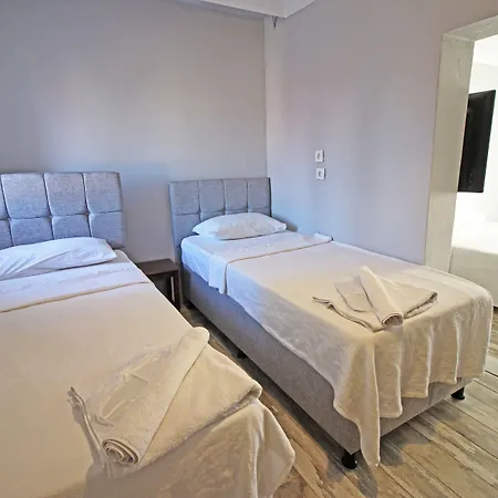 Hambarli فندق بوزجادا